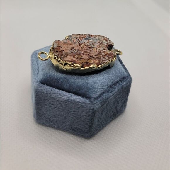 UNBRANDED Druzy Pendant - Picture 3 of 4
